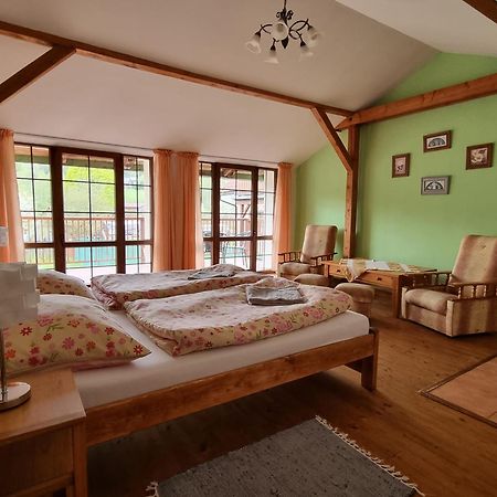 Apartmany Krasne Zatisi Krásno Zewnętrze zdjęcie