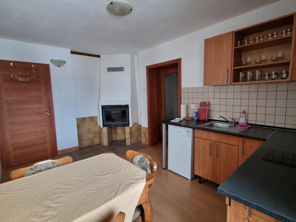 Apartmany Krasne Zatisi Krásno Zewnętrze zdjęcie