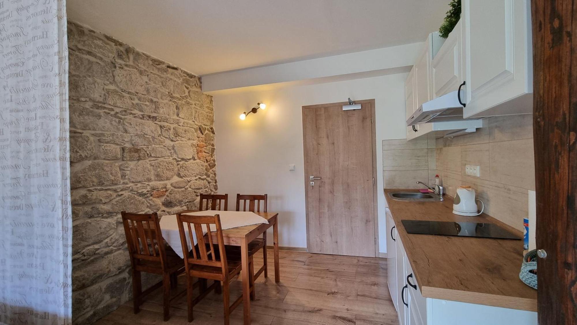 Apartmany Krasne Zatisi Krásno Zewnętrze zdjęcie