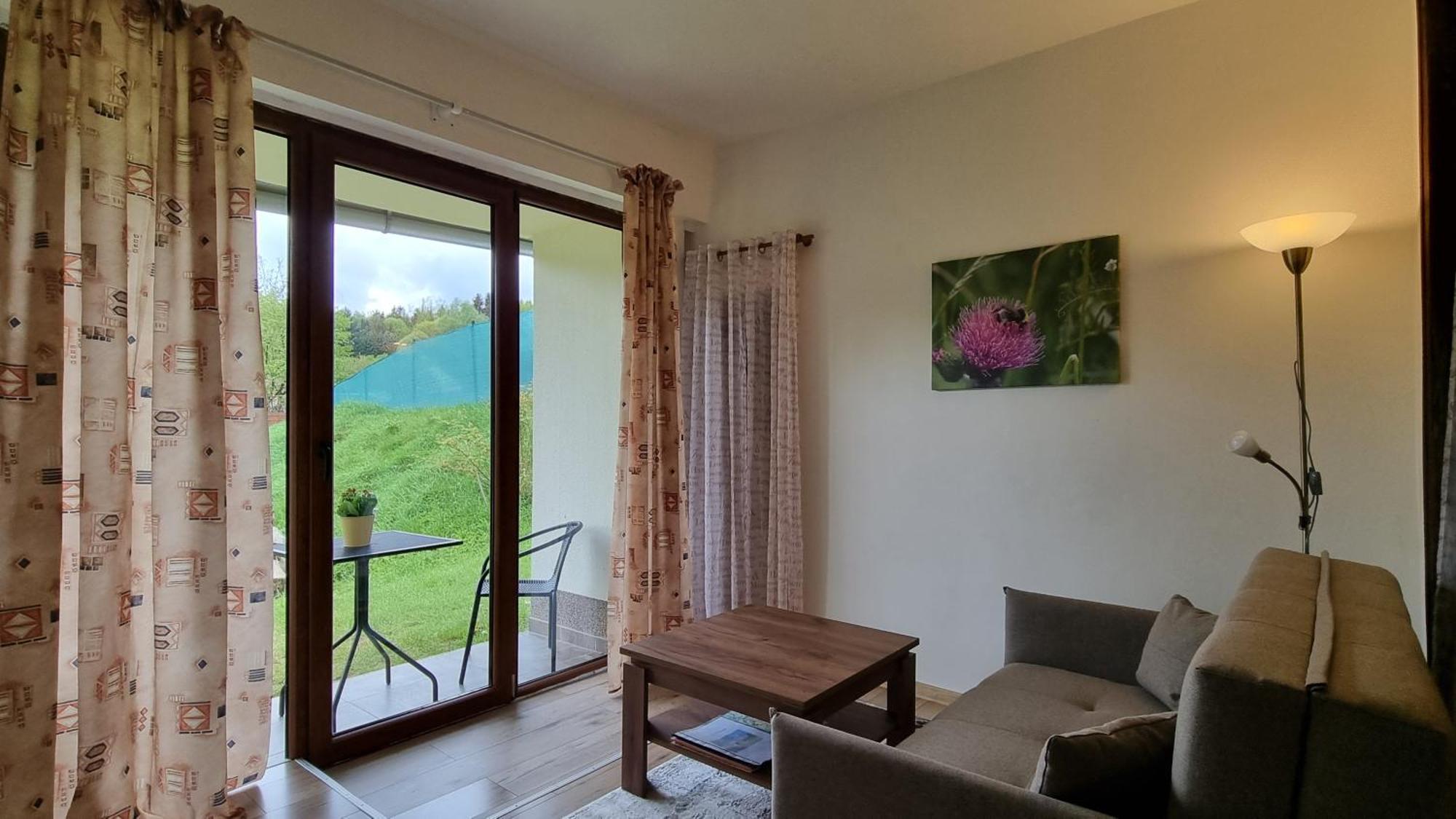 Apartmany Krasne Zatisi Krásno Zewnętrze zdjęcie